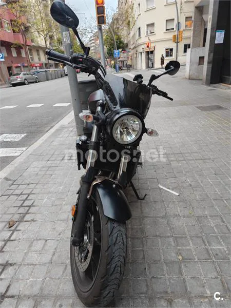 Yamaha XSR 700 – Vista 7