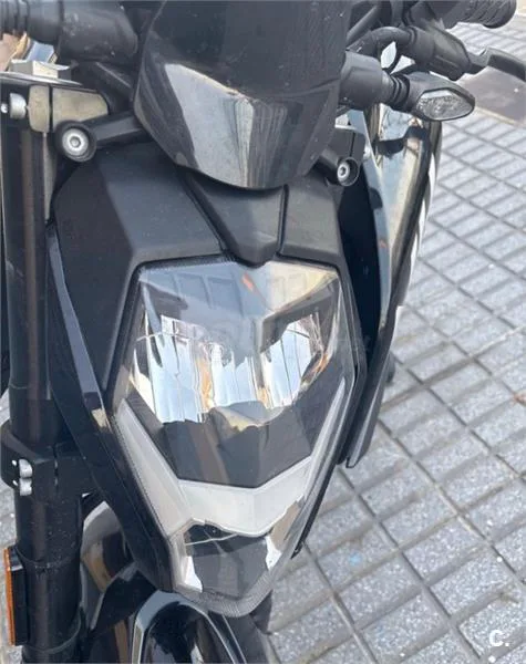 CFMOTO 300NK – Vista 7