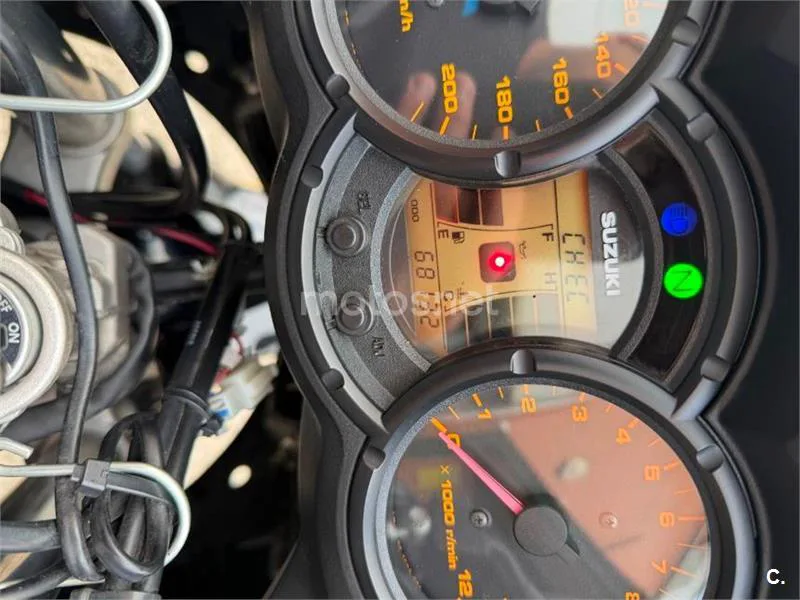 Suzuki V-Strom 650 – Vista 7