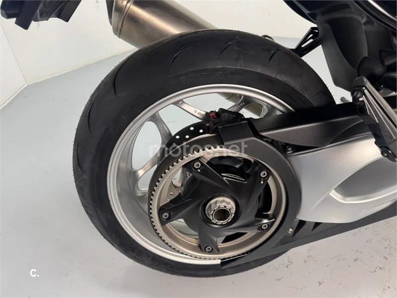 BMW F 800 ST – Vista 8