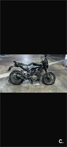 Husqvarna Svartpilen 401 3500 € 2022 Zaragoza - 1