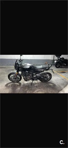 Husqvarna Svartpilen 401 3500 € 2022 Zaragoza - 2