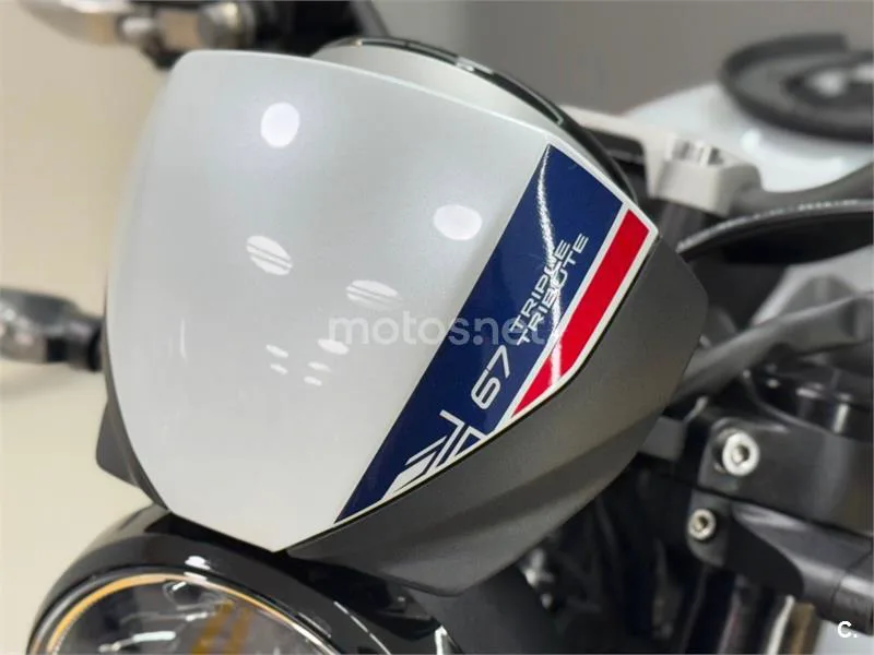Triumph Trident 660 – Vista 17