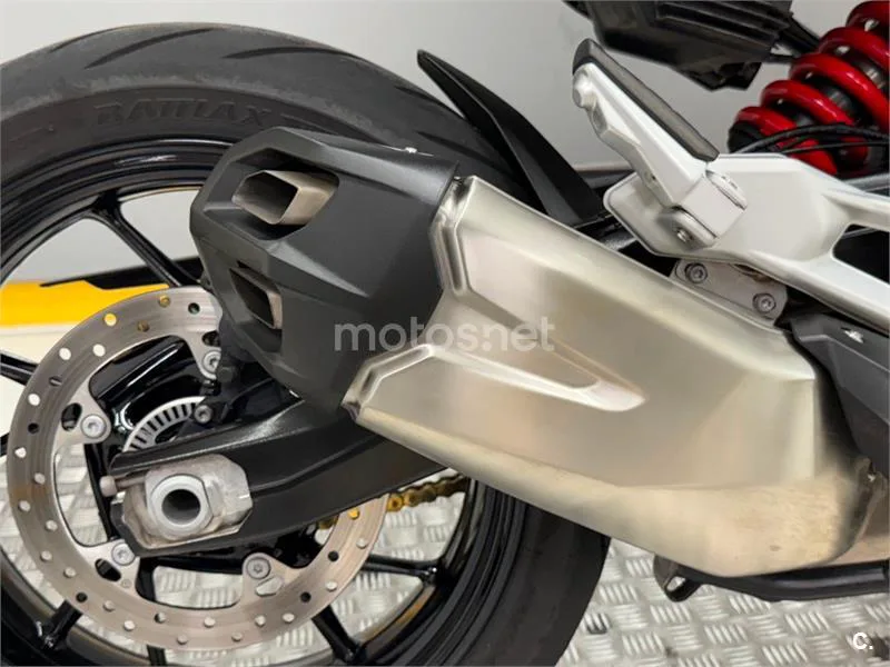 BMW F 900 R – Vista 15