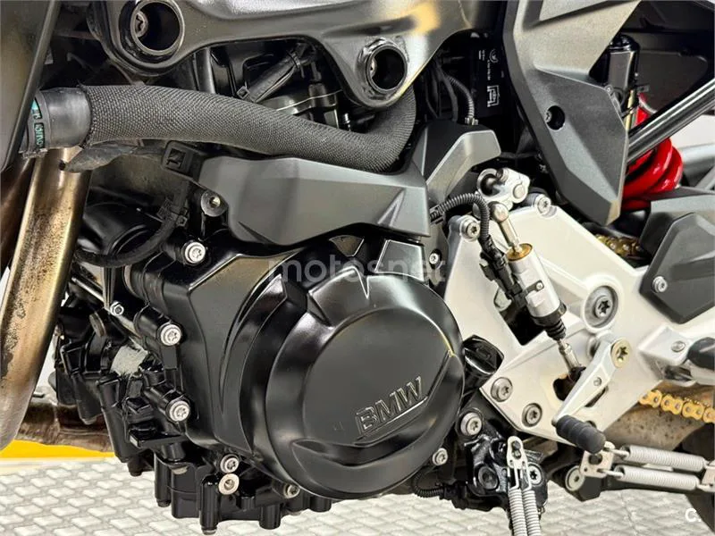 BMW F 900 R – Vista 16