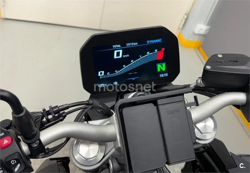 BMW F 900 R – Vista 5