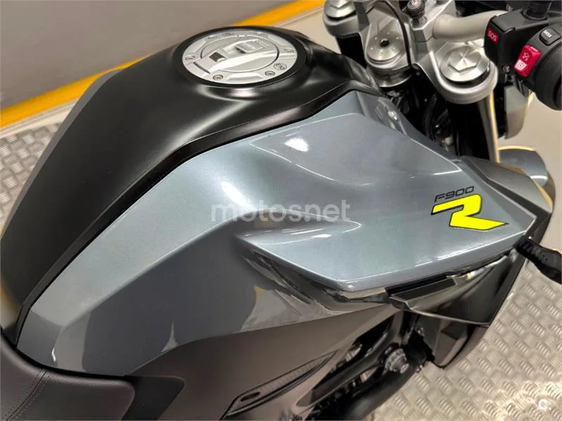 BMW F 900 R – Vista 6