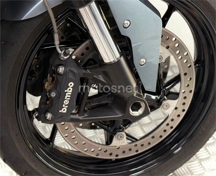 BMW F 900 R – Vista 9