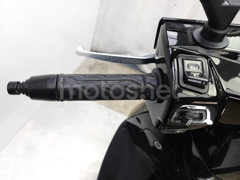 Kymco People GTi 125 – Vista 9