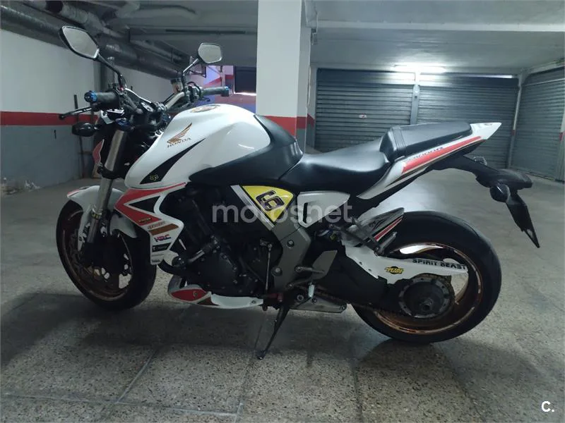 Honda CB 1000R – Vista 3