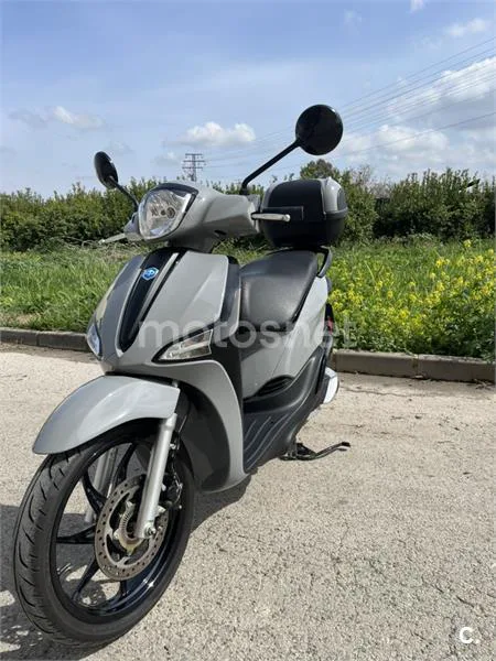 Piaggio LIBERTY – Vista 2