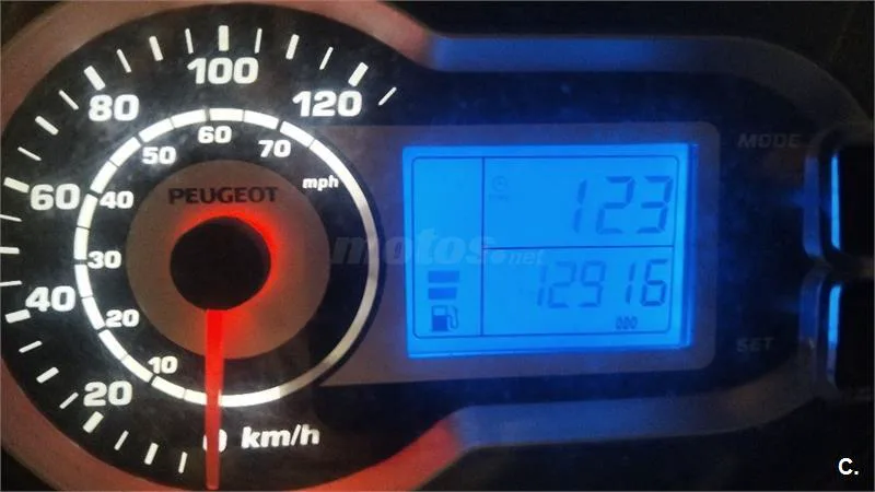 Peugeot TWEET 125 1200 € 2011 Málaga - 1