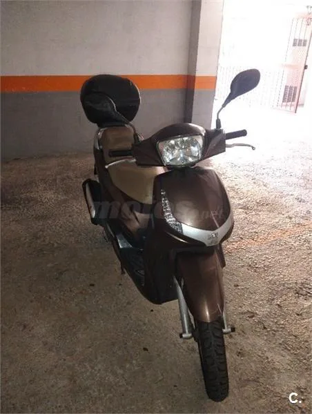 Peugeot TWEET 125 – Vista 4