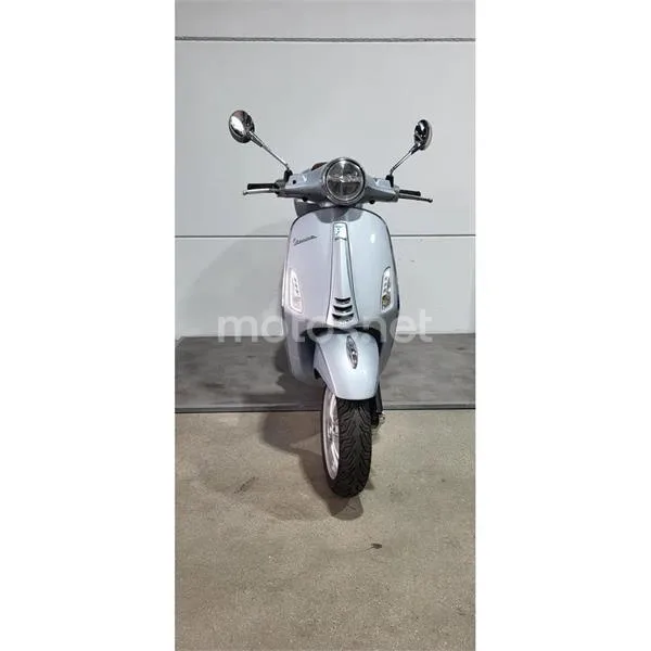 Vespa Primavera – Vista 3