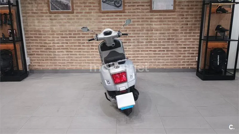 Vespa GTS 125 – Vista 4