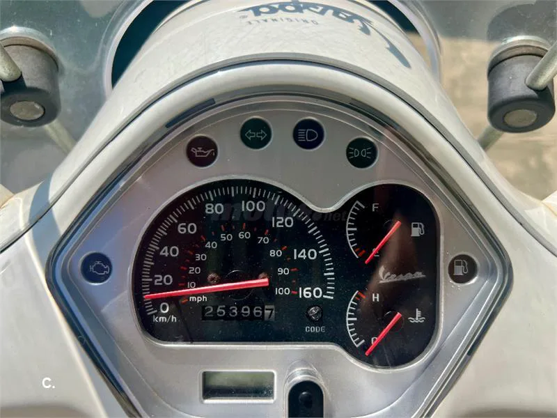 Piaggio Beverly 125 – Vista 4