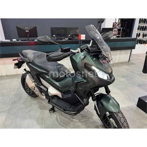 Honda X-ADV – Vista 3