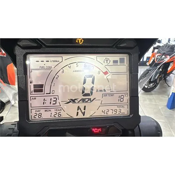 Honda X-ADV – Vista 10