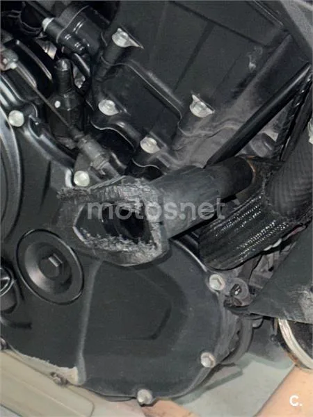 Honda CB 750 – Vista 11