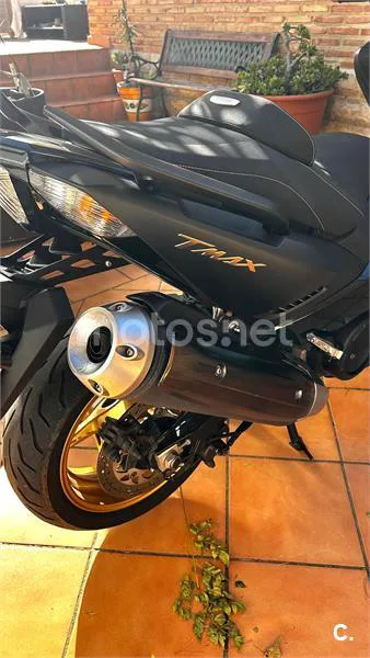 Yamaha TMAX 530 – Vista 3