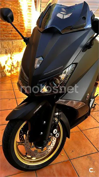 Yamaha TMAX 530 – Vista 4