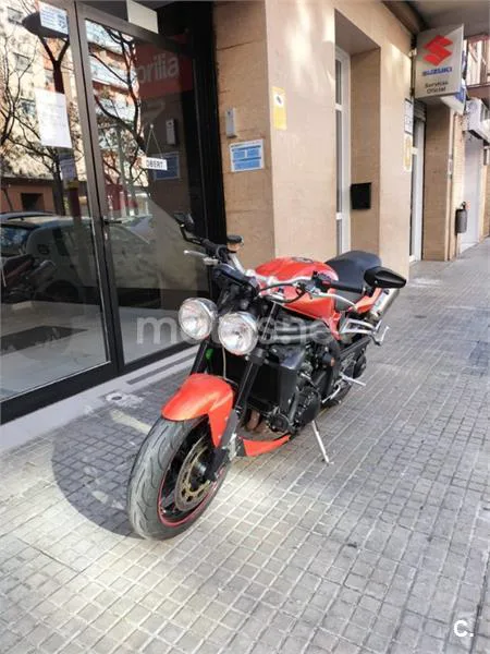 Triumph Speed Triple – Vista 14