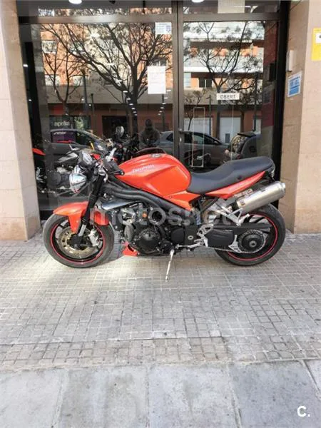 Triumph Speed Triple – Vista 3