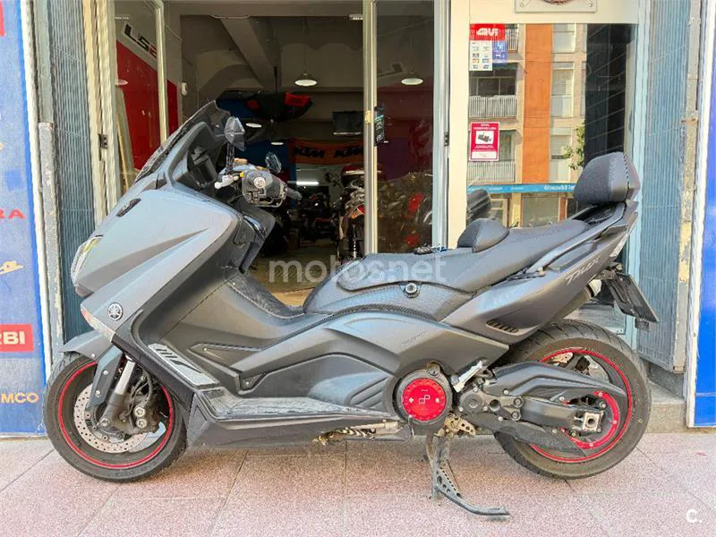 Yamaha TMAX 530 – Vista 8