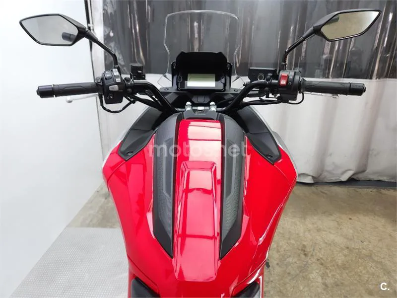 Honda NC 750 X – Vista 7