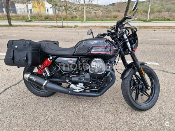 Moto Guzzi V7 III – Vista 2