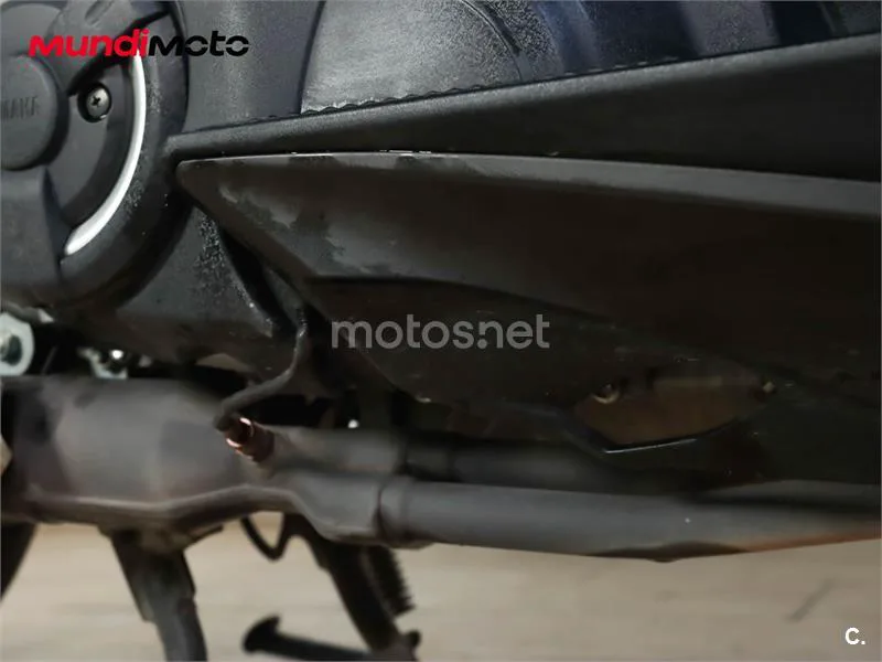 Yamaha TMAX – Vista 31