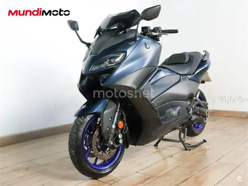 Yamaha TMAX – Vista 7