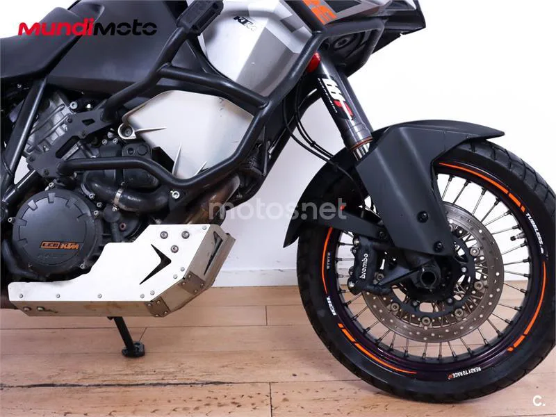 KTM 1190 Adventure – Vista 16