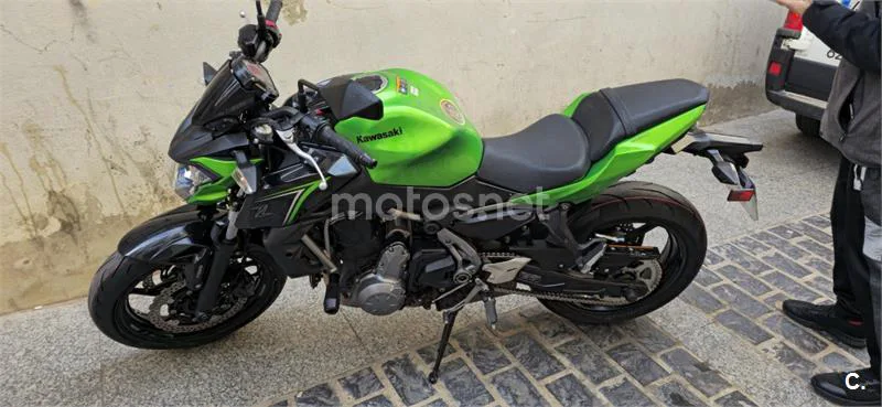 Kawasaki Z 650 – Vista 6