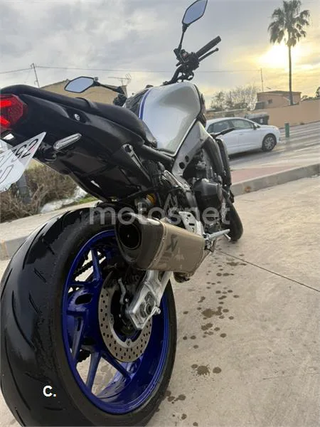 Yamaha MT-09 – Vista 3