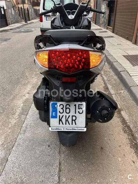 SYM Joymax 300 – Vista 7