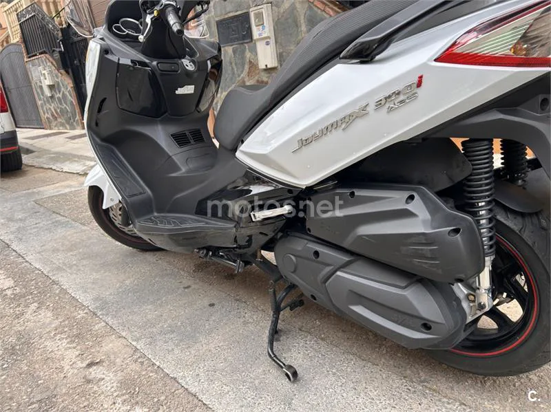 SYM Joymax 300 – Vista 8