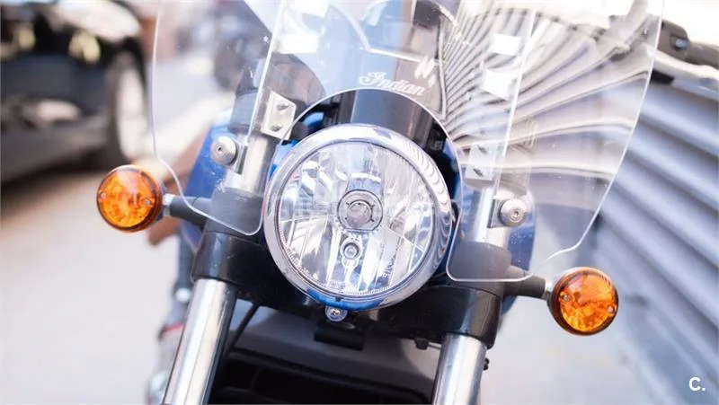 Indian Scout – Vista 12