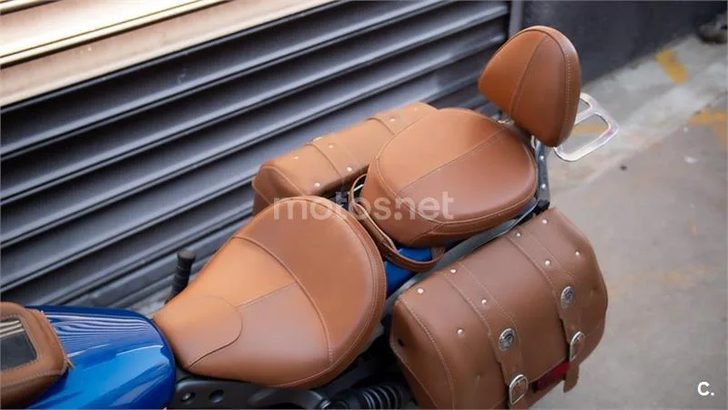 Indian Scout – Vista 22