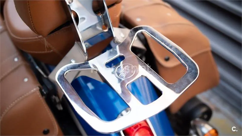 Indian Scout – Vista 23