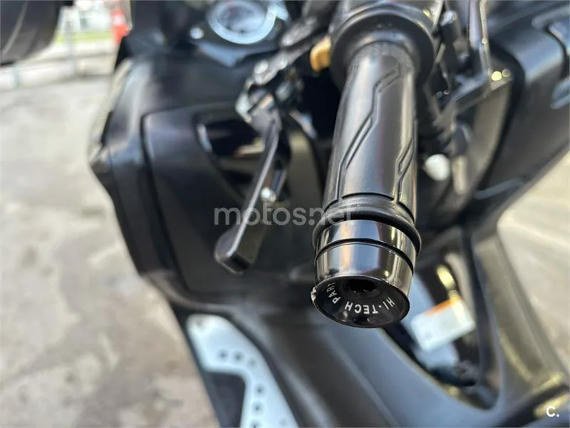 Yamaha TMAX 500 – Vista 4