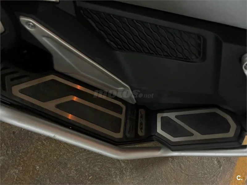 Honda X-ADV – Vista 6