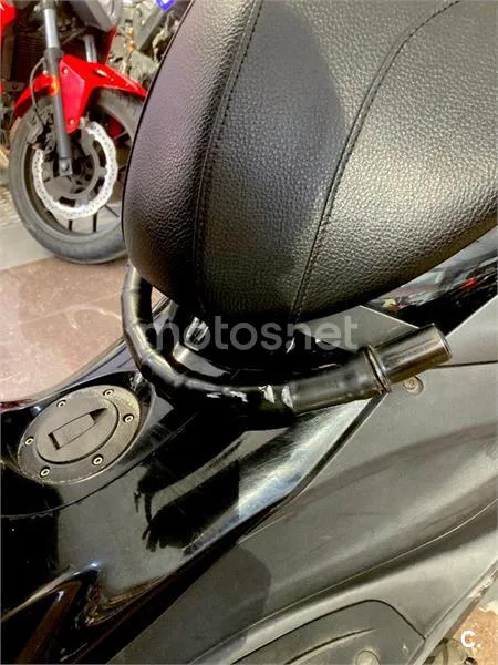 Piaggio Beverly 300 – Vista 19