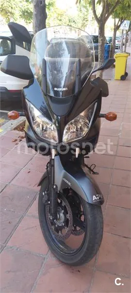 Suzuki V-Strom 650 – Vista 2