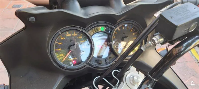 Suzuki V-Strom 650 – Vista 5