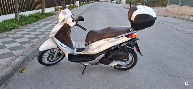 Piaggio Medley – Vista 2