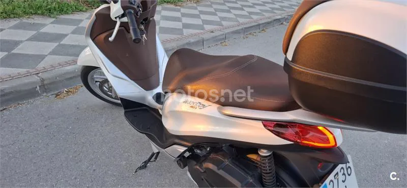 Piaggio Medley – Vista 5