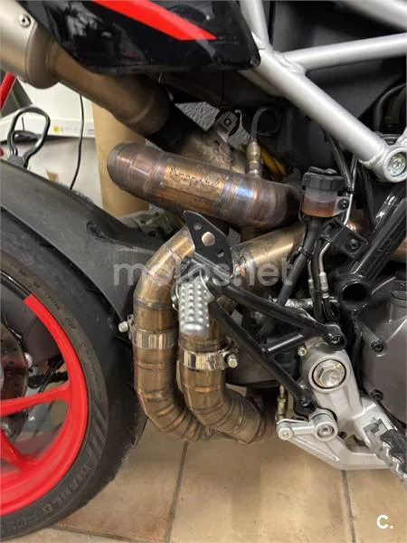 Ducati Hypermotard – Vista 4