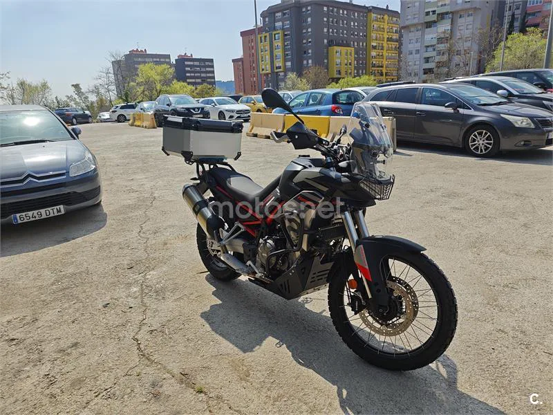 Aprilia Tuareg 660 – Vista 3