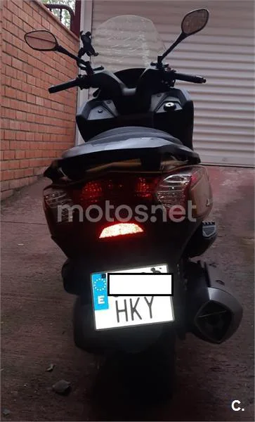 Kymco Super Dink 300i – Vista 8